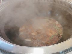 -哈尔滨烧烤·山河村铁锅炖(交大店)