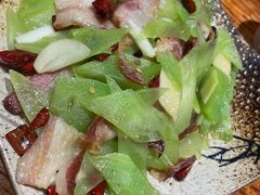 -滇香肴·云南菜蒸汽石锅鱼(云南北路店)