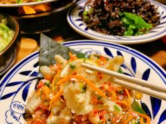 -雀舞云南菜(天津天河城购物中心店)