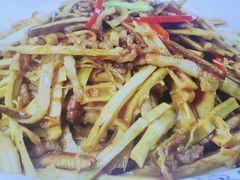 -临街徽菜馆·正宗黄山味