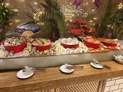 -湖景知味西餐厅•自助餐• 轻食(南京金茂威斯汀大酒店)