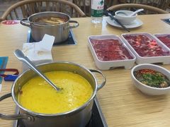 -杨老板·海鲜集市火锅·鲜切牛肉(中防万宝店)