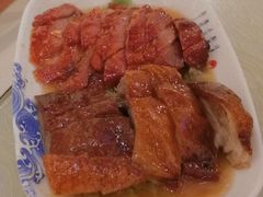 烧鹅叉烧双拼-香港威特瑞茶餐厅(小白楼音乐厅店)