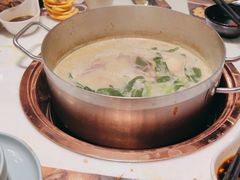 -洪氏嗨捞·猪肚鸡火锅(阳光天地店)