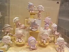 -泡泡玛特POPMART(世豪广场店)