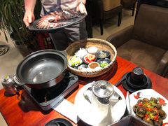 -刘姐啤酒鱼民族演艺餐厅(西街总店)
