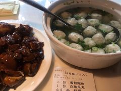 鱼丸汤-日丰园海肠水饺·老字号大连海鲜(和平广场店)
