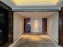 -天津京基皇冠假日酒店