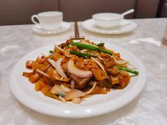 干炒牛河-頂好酒家·经典粤菜(海信广场店)