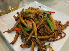 茶树菇-强记鸡粥美食