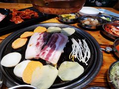 -韩国明洞碳烤肉(常平店)