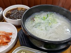 -24 新村雪浓汤(长白山烤肉店)