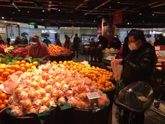 -中百仓储超市有限公司(越秀星汇维港店)