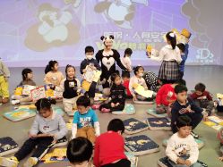 -小鸡哆哆故事屋·儿童乐园(嘉里城店)