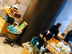 -星巴克臻选(济南恒隆店)