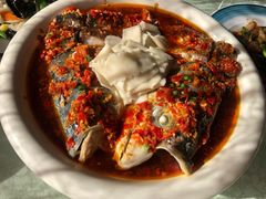剁椒鱼头-良师门滨海人家·海鲜·家常菜(滨海城店)
