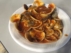 拉拉-纽顿熟食中心