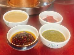-鑫渔港海鲜本地菜·山海关浑锅(东戴河店)