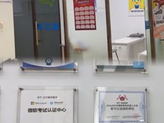 -童程童美·信息学竞赛·乐高机器人编程(龙华校区)