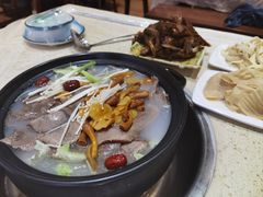 -九寨特色牦牛肉汤锅 羊肉汤锅