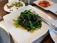 蒜蓉炒季节时蔬-采悦轩中餐厅·粤菜·海南菜(神州半岛喜来登度假酒店)