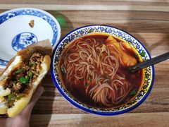-老字号杨坡红油米线腊汁肉夹馍(东四道巷店)