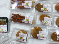 -永旺黄岛购物中心