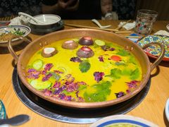 -洱火云南酸菜牛肉火锅(石景山当代商城店)