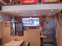 -华记煲仔华·煲仔饭(市桥易发店)