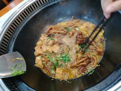 -70後铁锅炖(坡博总店)