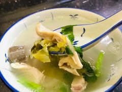 酸菜猪肚汤-老妈宫粽球