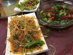 -烁佳海鲜大馅饺子