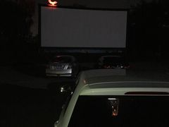 -枫花园汽车电影院(朝阳公园店)