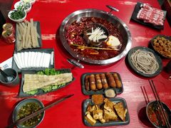 -谭鸭血老火锅(漳州路店)