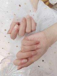 -吉吉靓甲美睫