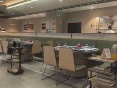 -海底捞火锅(新松江路生日主题店)