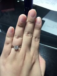 -威德钻石-克拉钻大本营(南京东路店)