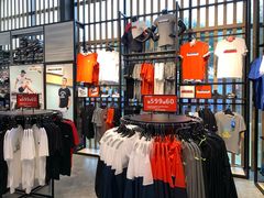 -SKECHERS 斯凯奇(上海国际时尚中心店)