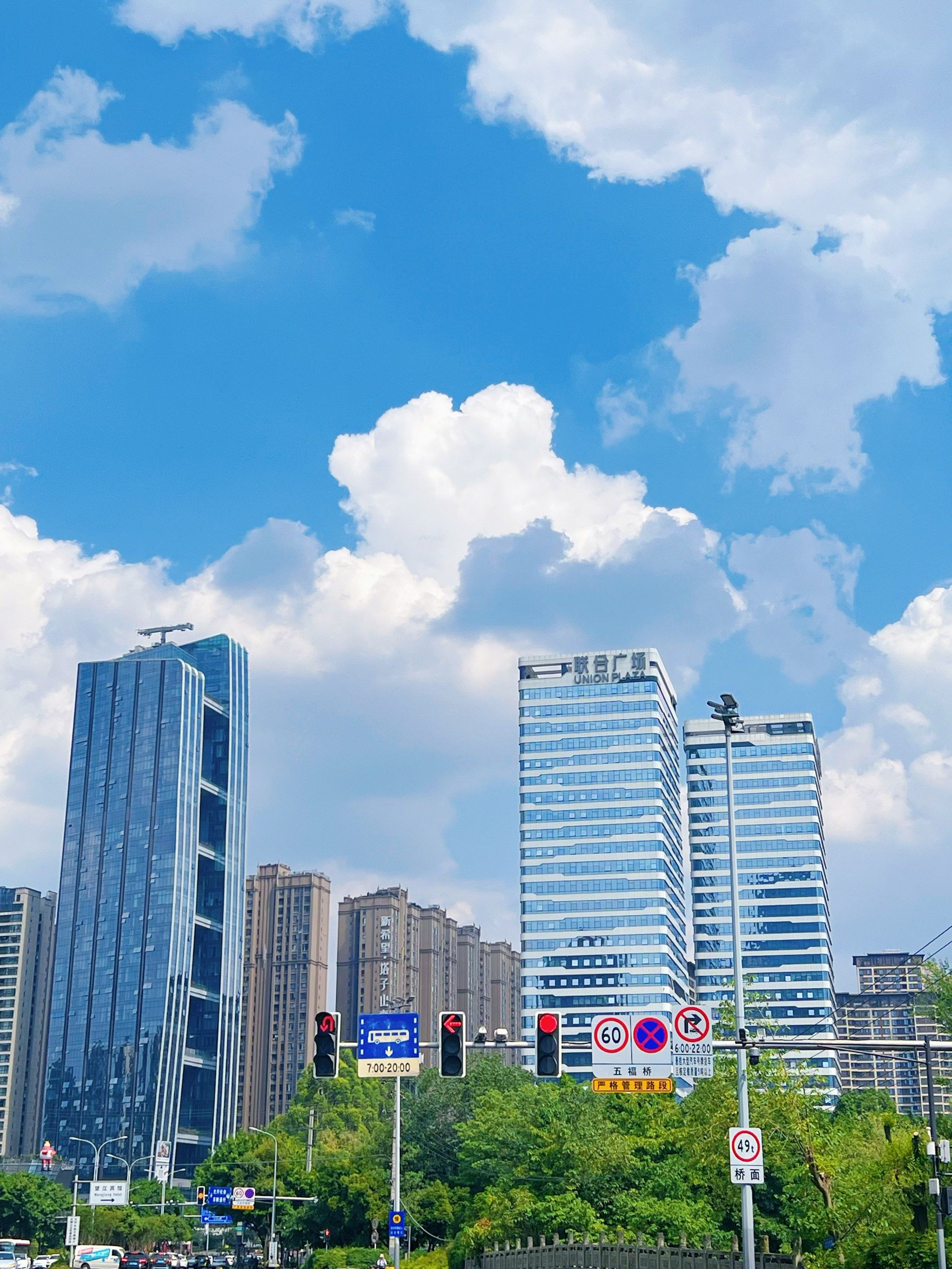 城市生活的快节奏