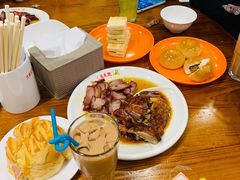 澳门菠萝冰-澳门陈光记烧味饭店(南京德基广场店)
