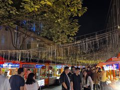 -南湖公园地摊集市