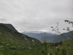 -亚拉雪山风景区