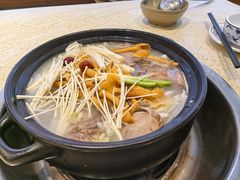 -九寨特色牦牛肉汤锅 羊肉汤锅