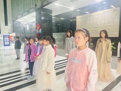 -蓝话筒·少儿成人演讲口才·主持朗诵·戏剧表演(大华第一坊店)