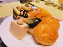 -安徽饭店·白鹭阁自助餐厅(梅山路店)