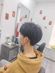 -LILI·HAIR SALON理理造型