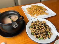-莲餐厅·湖北菜·潜江小龙虾店(愚园路店)