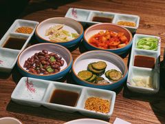 -明洞阿姨·韩式酱蟹烤肉·创意料理(三元桥店)