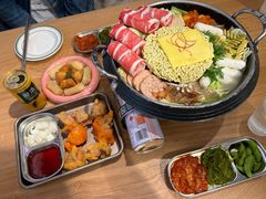 -WOW LUCKY创意韩料(龙阳广场店)