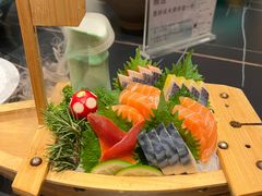 -鼎泰亨·海鲜牛肉餐厅(滨江店)